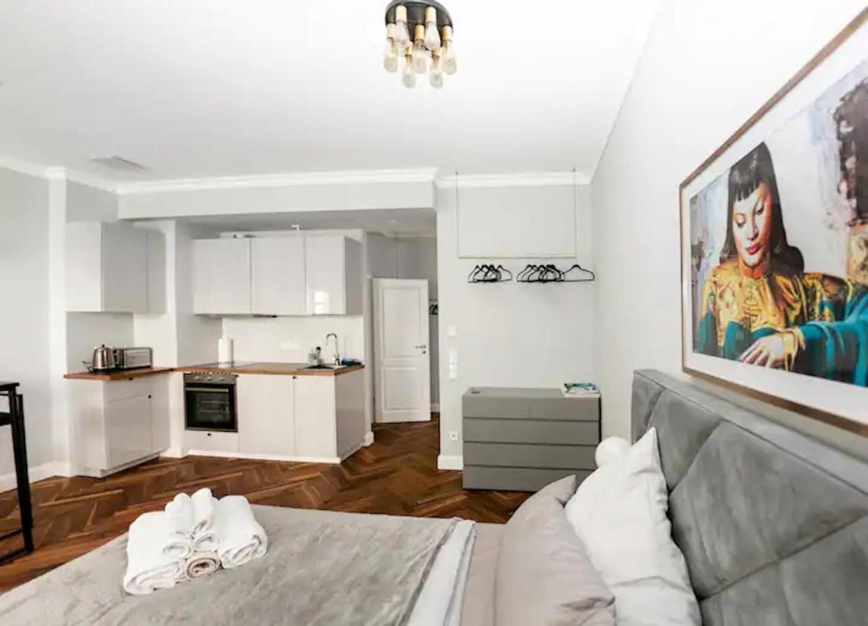 Arbio I Design Apart In Charlottenburg Berlin Bagian luar foto