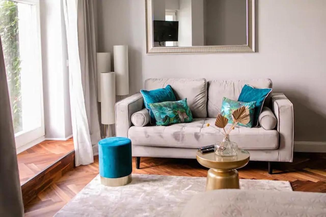 Arbio I Design Apart In Charlottenburg Berlin Bagian luar foto